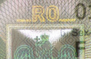 ROU-AS-03001 - 
<Tessera integrata con dati anagrafici - recto (identit&agrave;)> - OVD - elemento otticamente variabile