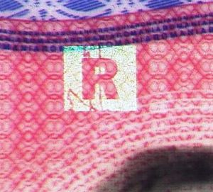 ROU-HO-03006 - 
<Recto - identit&agrave;> - OVD - element ottikament varjabbli