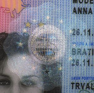 SVK-HO-02001 - 
<Předn&iacute; strana - totožnost> - OVD - opticky proměnliv&yacute; prvek